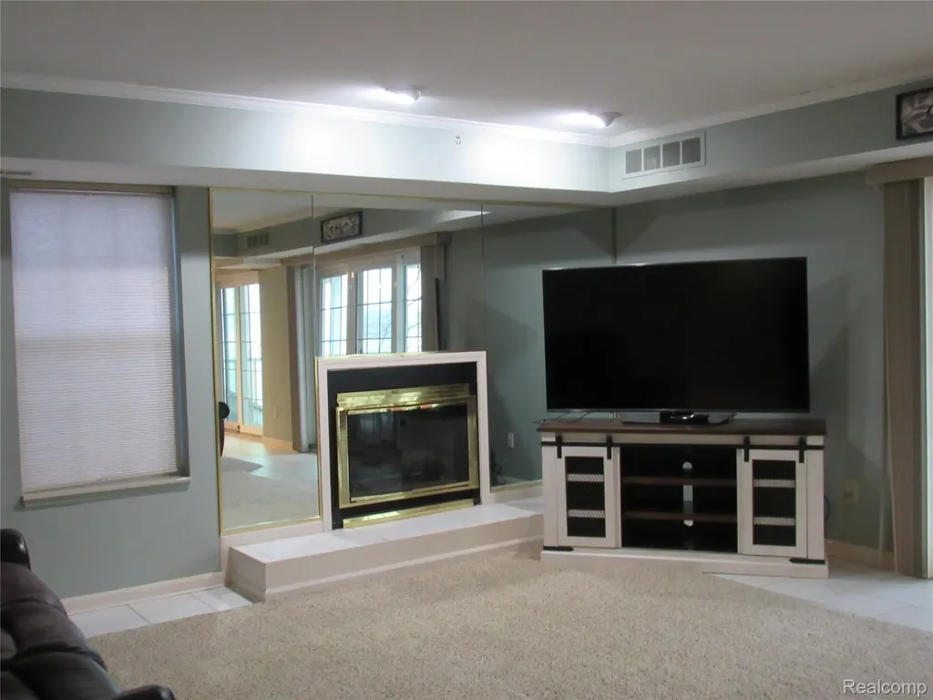 3565 S Port Cove Drive Waterford Charter Township MI 48328