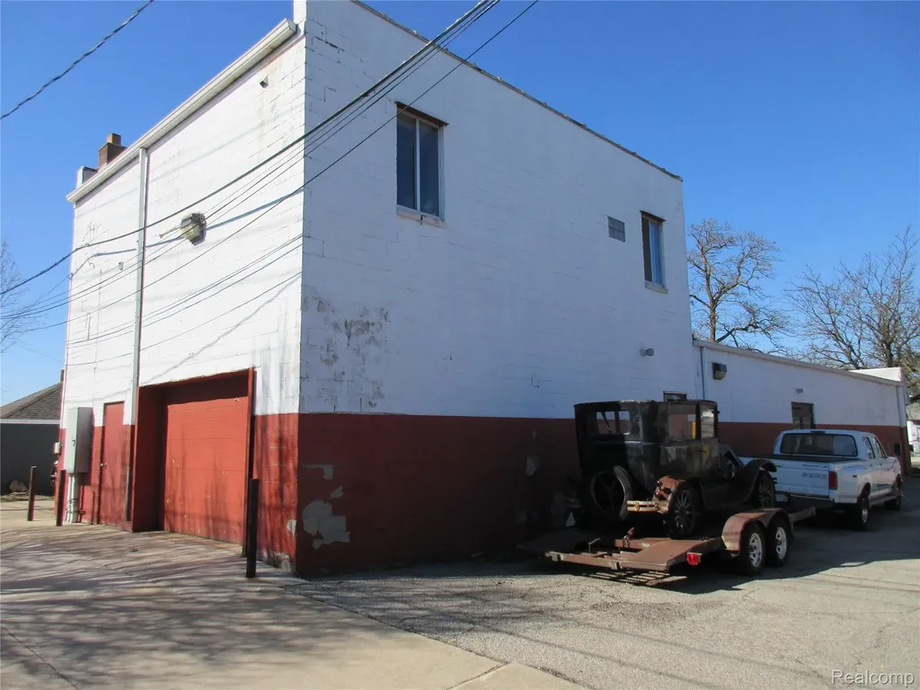 1219 Eureka Avenue Wyandotte City MI 48192