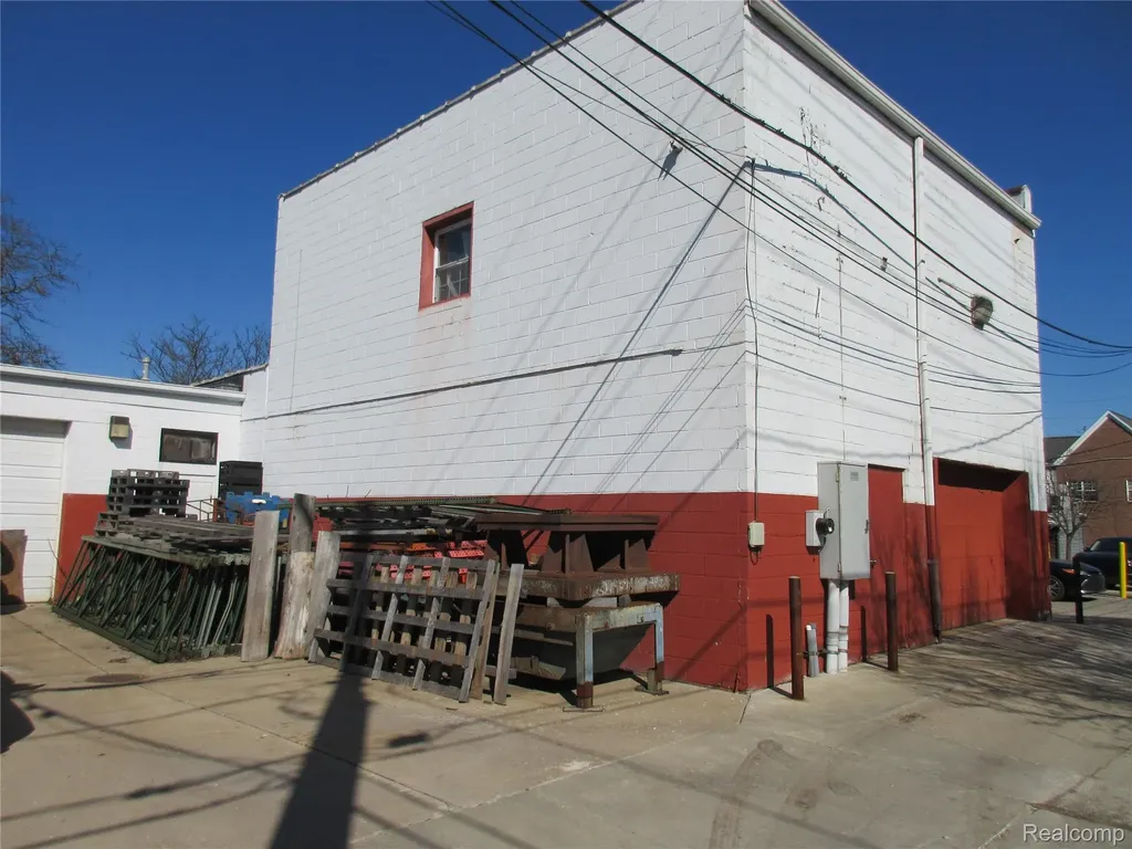 1219 Eureka Avenue Wyandotte City MI 48192
