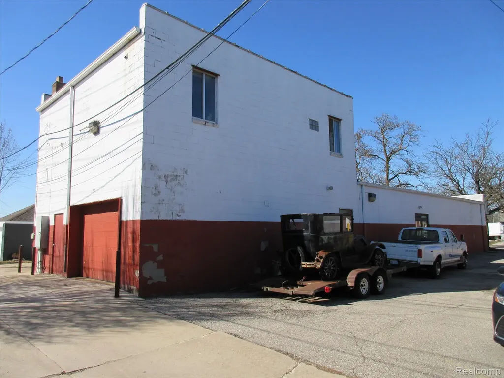 1219 Eureka Avenue Wyandotte City MI 48192