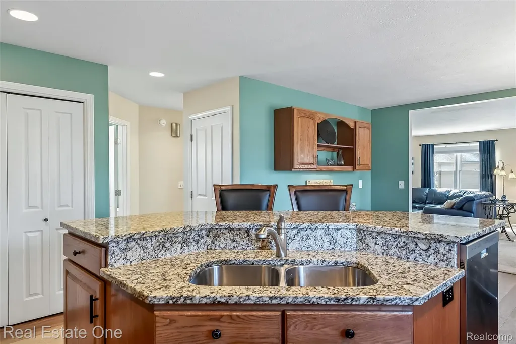 5115 Ossad Drive Norton Shores City MI 49441