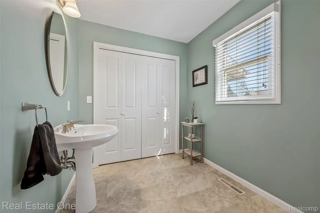 5115 Ossad Drive Norton Shores City MI 49441