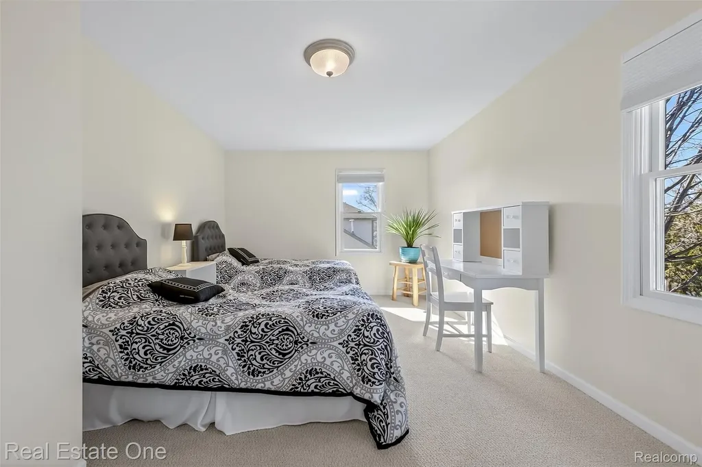 5115 Ossad Drive Norton Shores City MI 49441