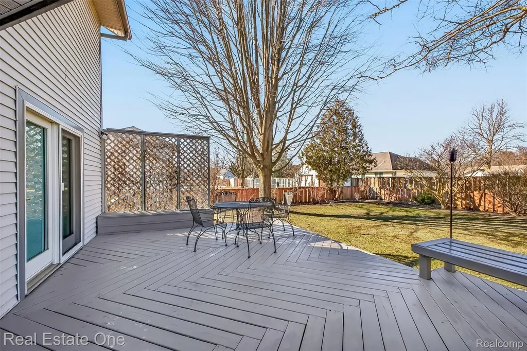 5115 Ossad Drive Norton Shores City MI 49441