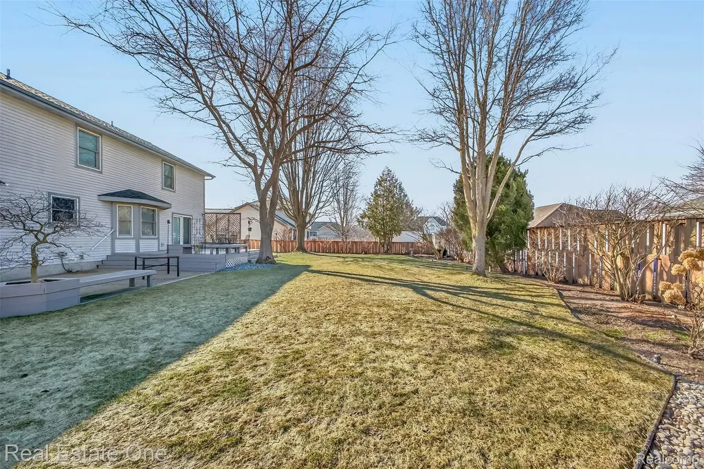 5115 Ossad Drive Norton Shores City MI 49441