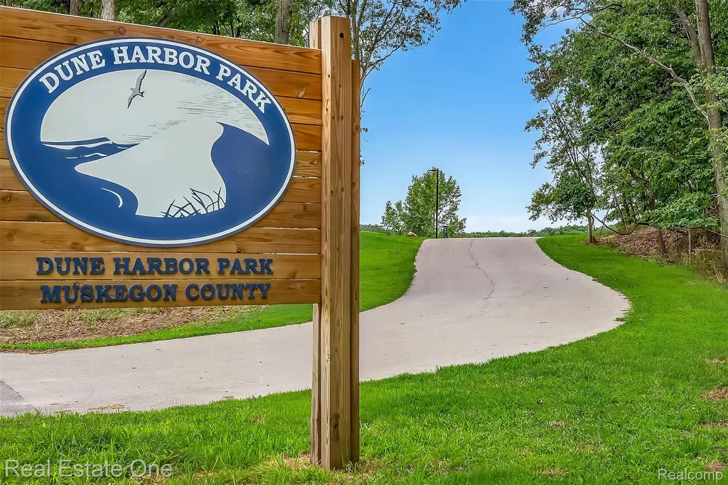 5115 Ossad Drive Norton Shores City MI 49441