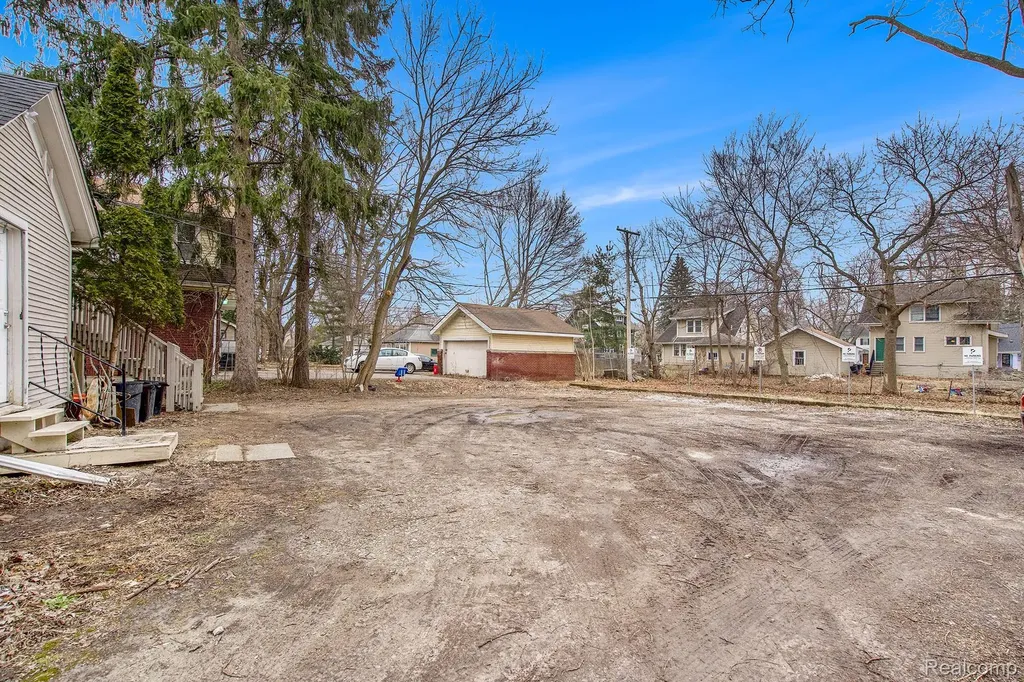 1017 Washtenaw Road Ypsilanti City MI 48197