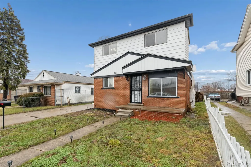 18821 Albany Street Detroit City MI 48234