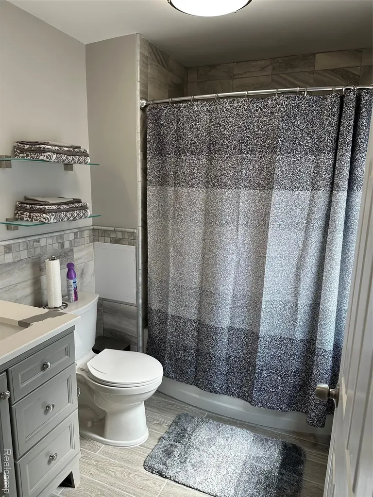 17103 Patton Street Detroit City MI 48219