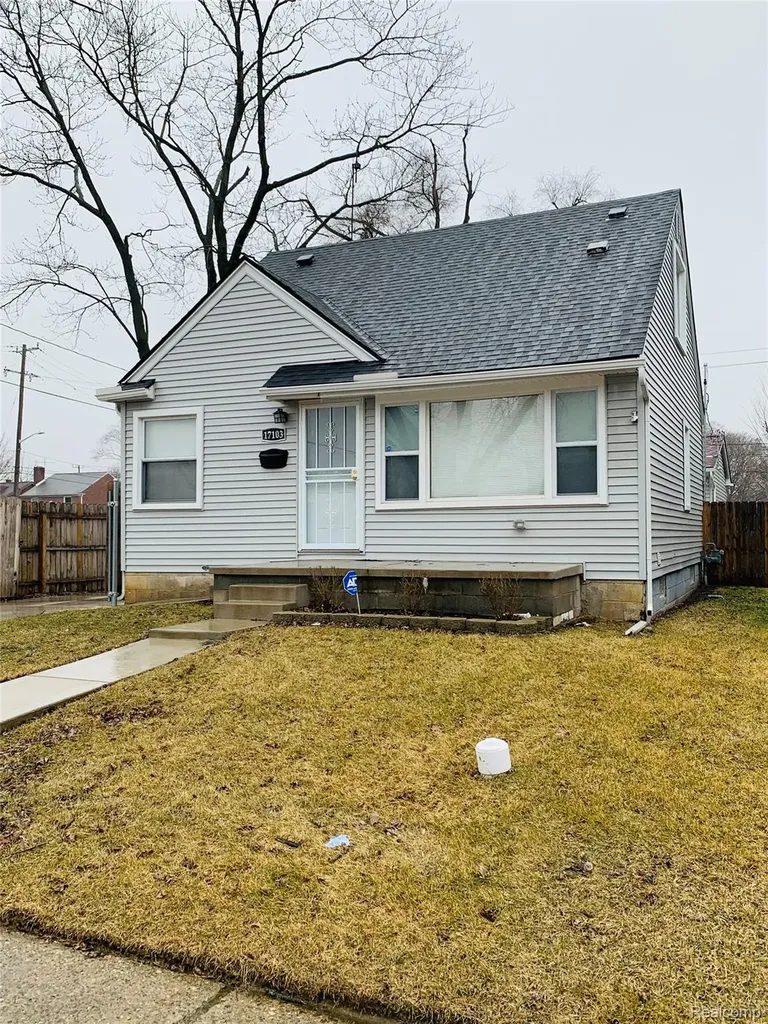 17103 Patton Street Detroit City MI 48219