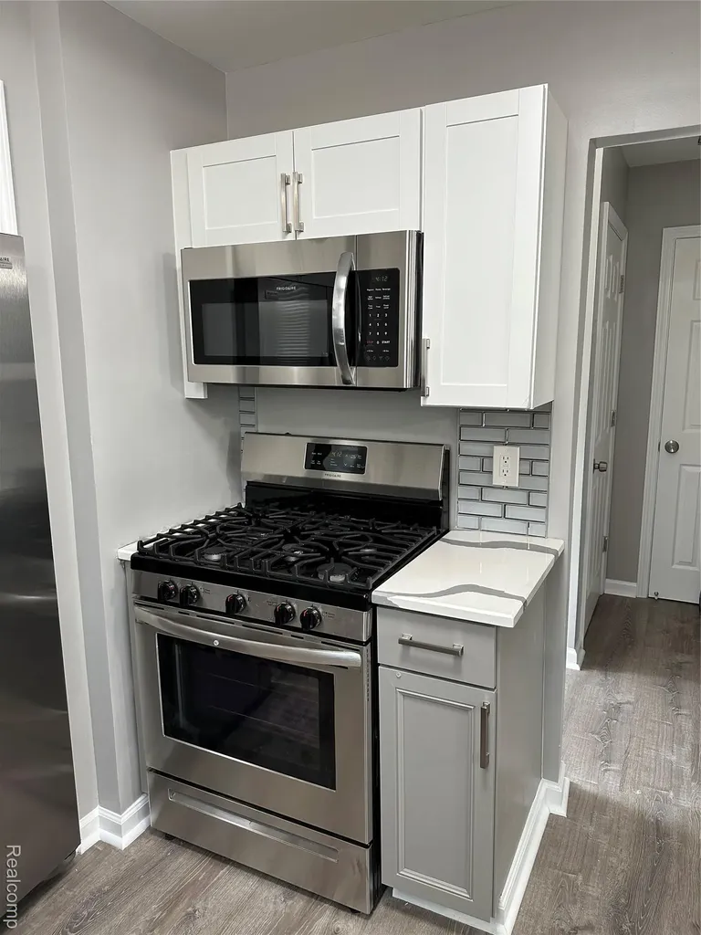17103 Patton Street Detroit City MI 48219