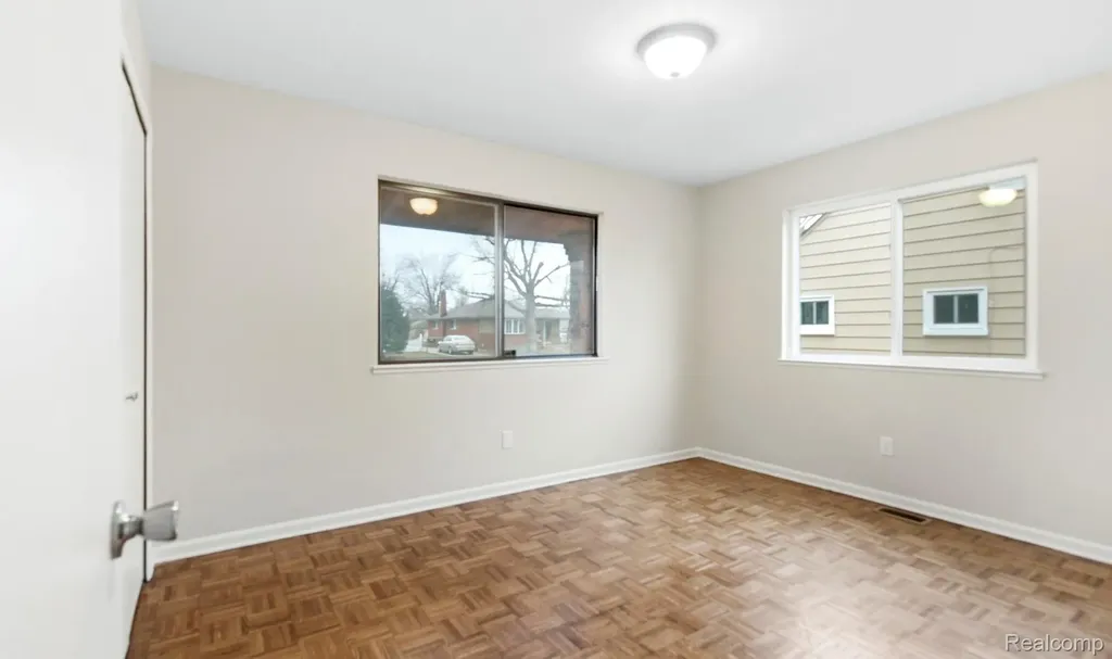 17108 Oconnor Avenue Allen Park City MI 48101