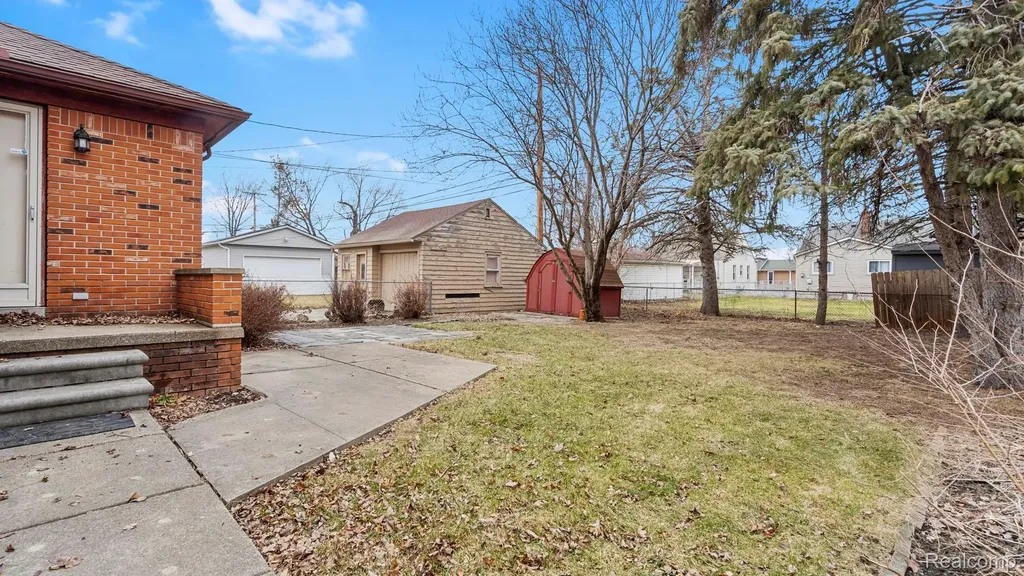 17108 Oconnor Avenue Allen Park City MI 48101