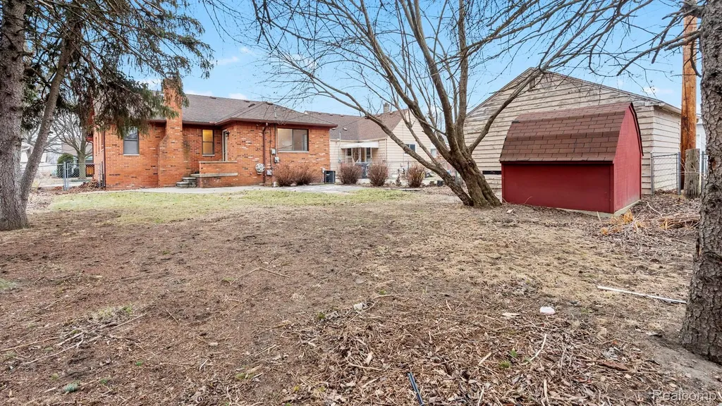 17108 Oconnor Avenue Allen Park City MI 48101