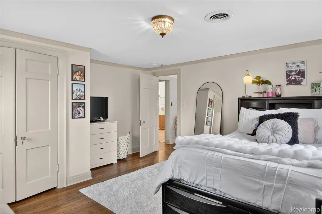 2307 Hill Street Ann Arbor City MI 48104
