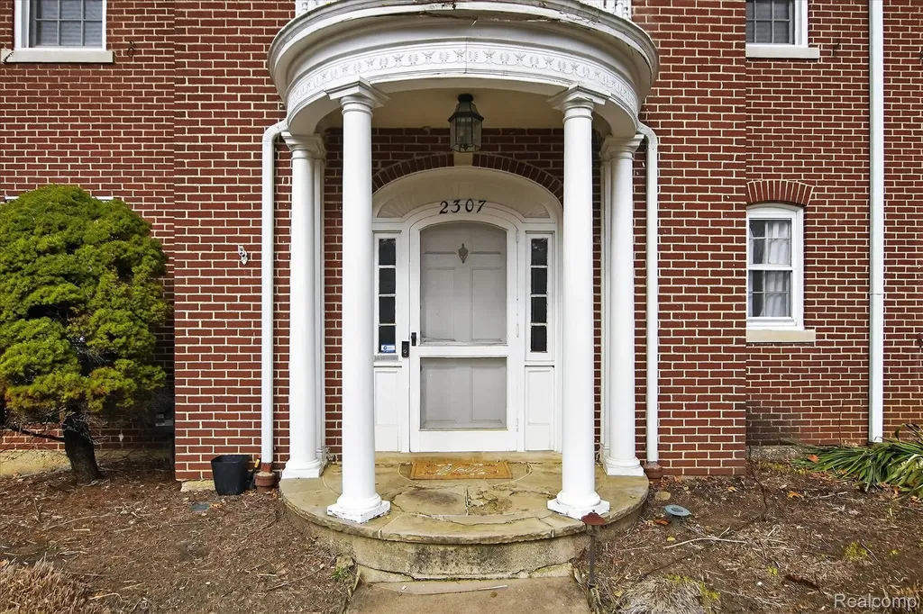 2307 Hill Street Ann Arbor City MI 48104