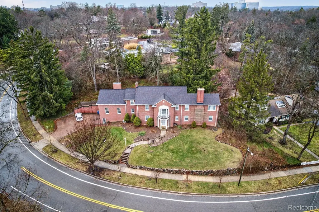 2307 Hill Street Ann Arbor City MI 48104