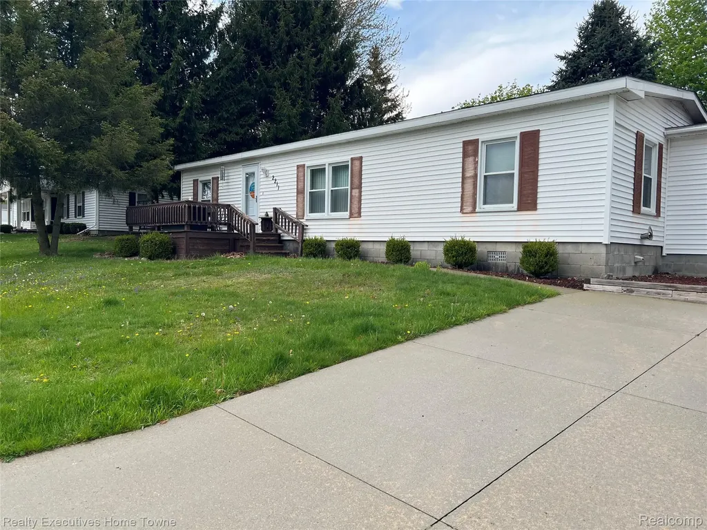 2211 Mark Street Buel Township MI 48422