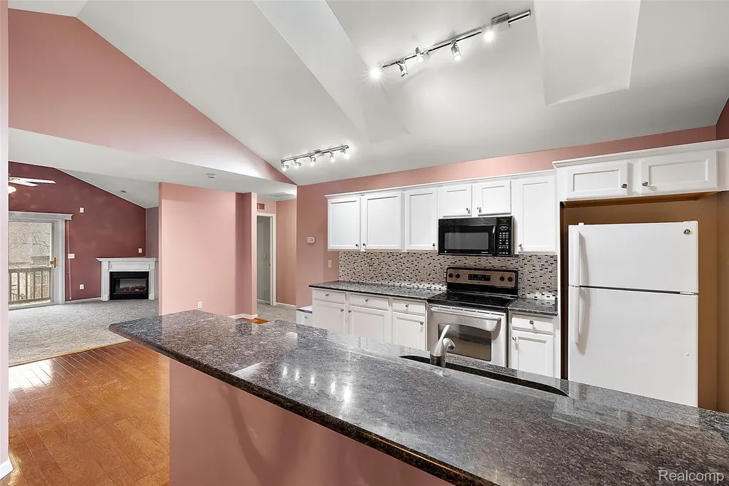 45765 Cagney Drive Macomb Township MI 48044