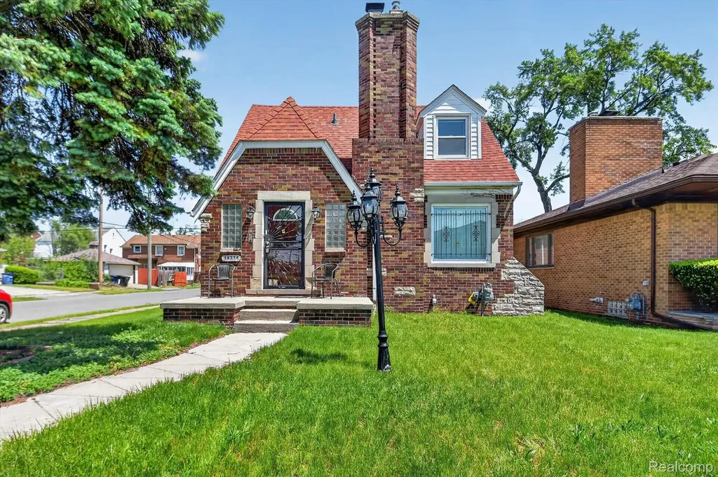 18314 Indiana Street Detroit City MI 48221