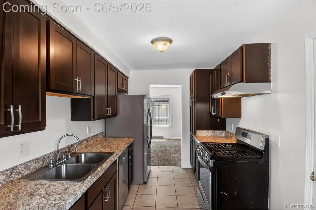 18314 Indiana Street Detroit City MI 48221