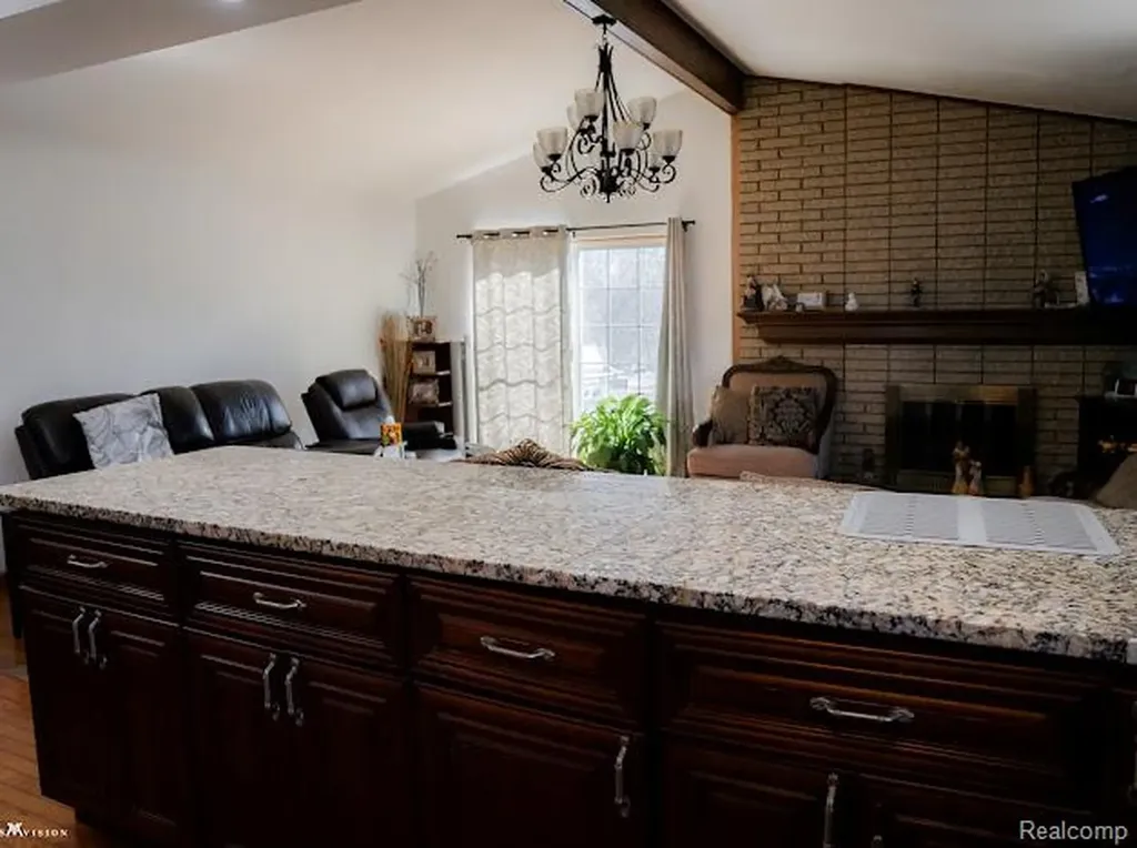 3650 Veronica Drive Sterling Heights City MI 48310