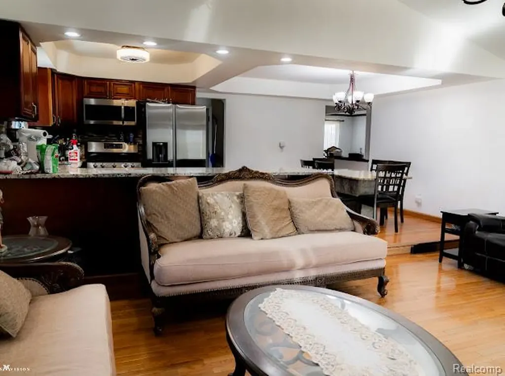 3650 Veronica Drive Sterling Heights City MI 48310