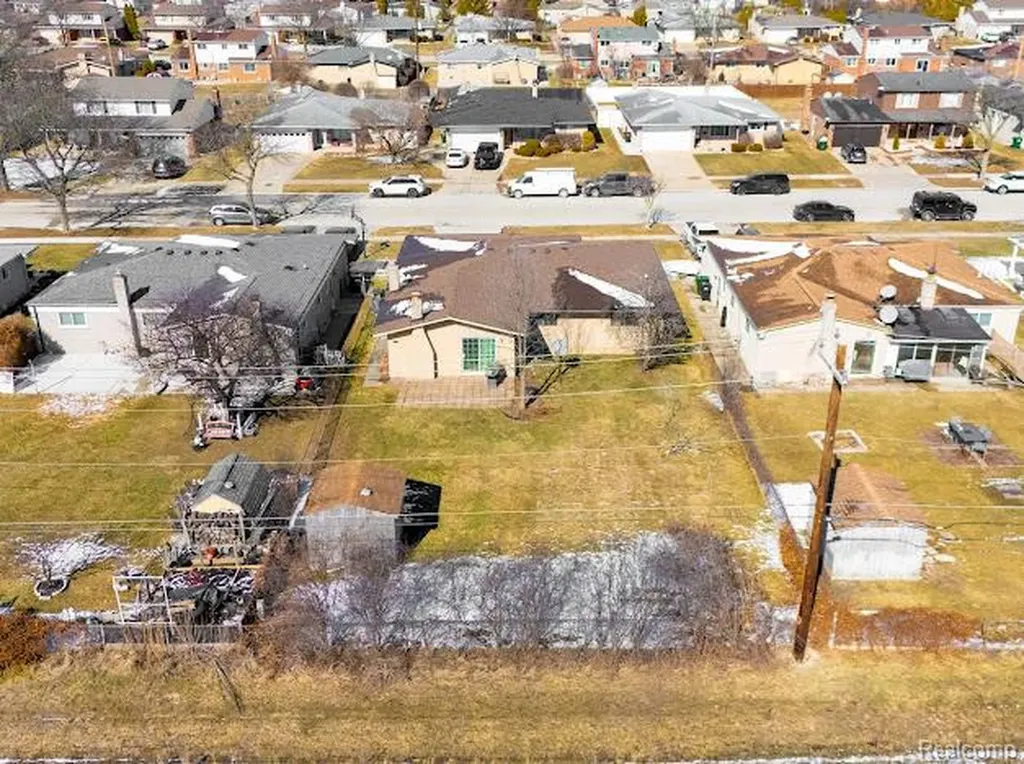 3650 Veronica Drive Sterling Heights City MI 48310