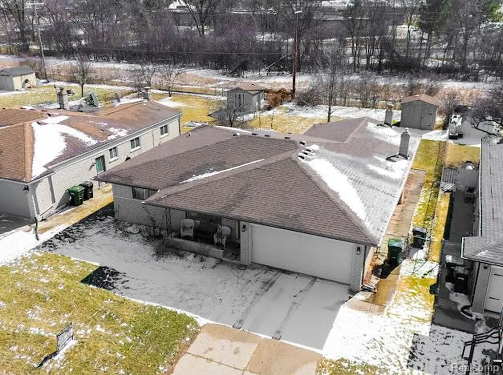 3650 Veronica Drive Sterling Heights City MI 48310