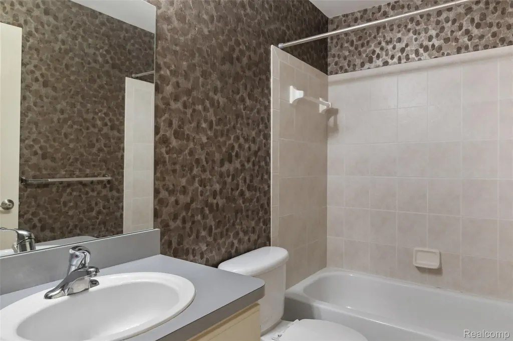 3927 Cornerstone Drive Canton Charter Township MI 48188