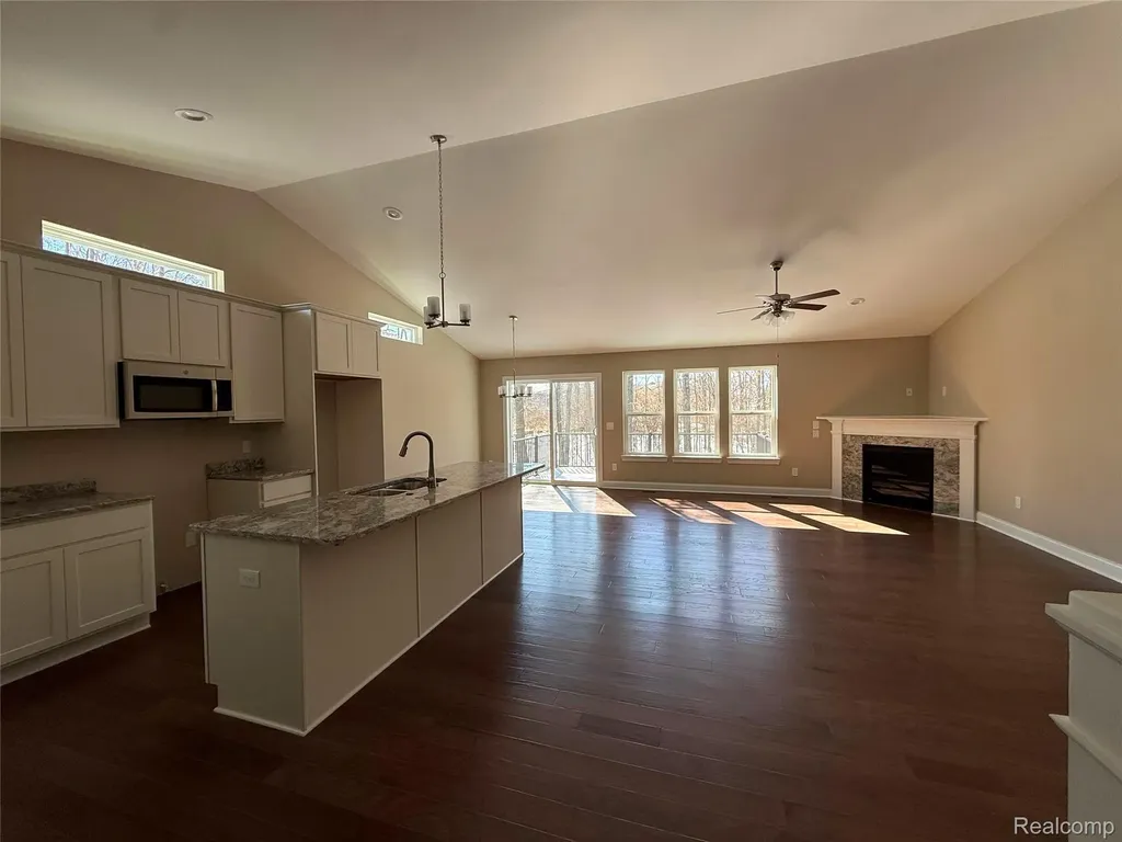 1079 Camellia Circle Marion Township MI 48843