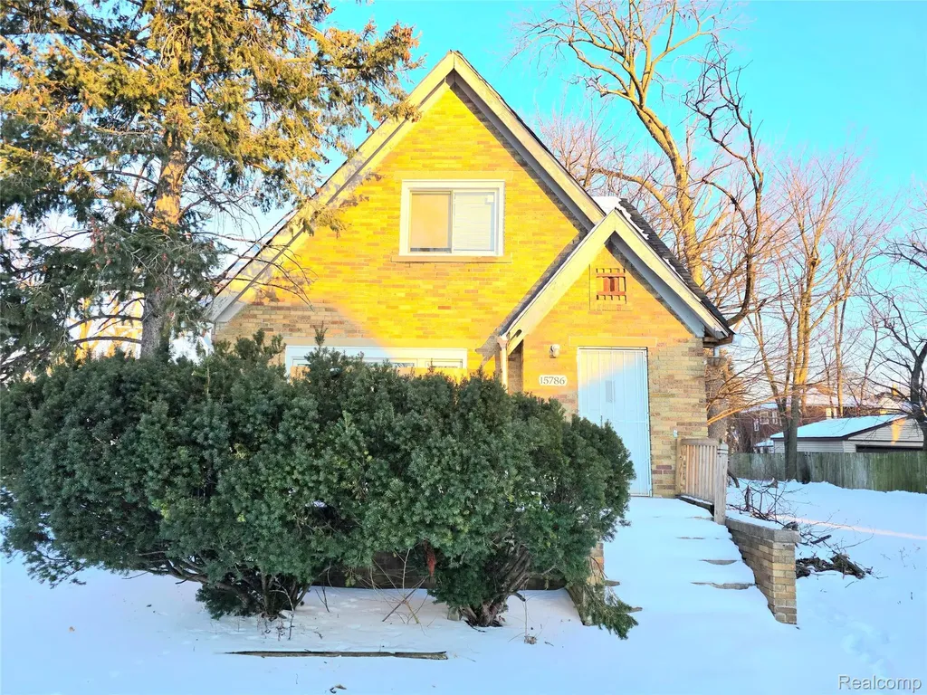15786 Cruse Street Detroit City MI 48227
