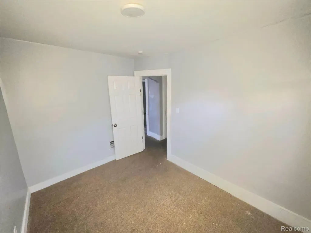 15786 Cruse Street Detroit City MI 48227