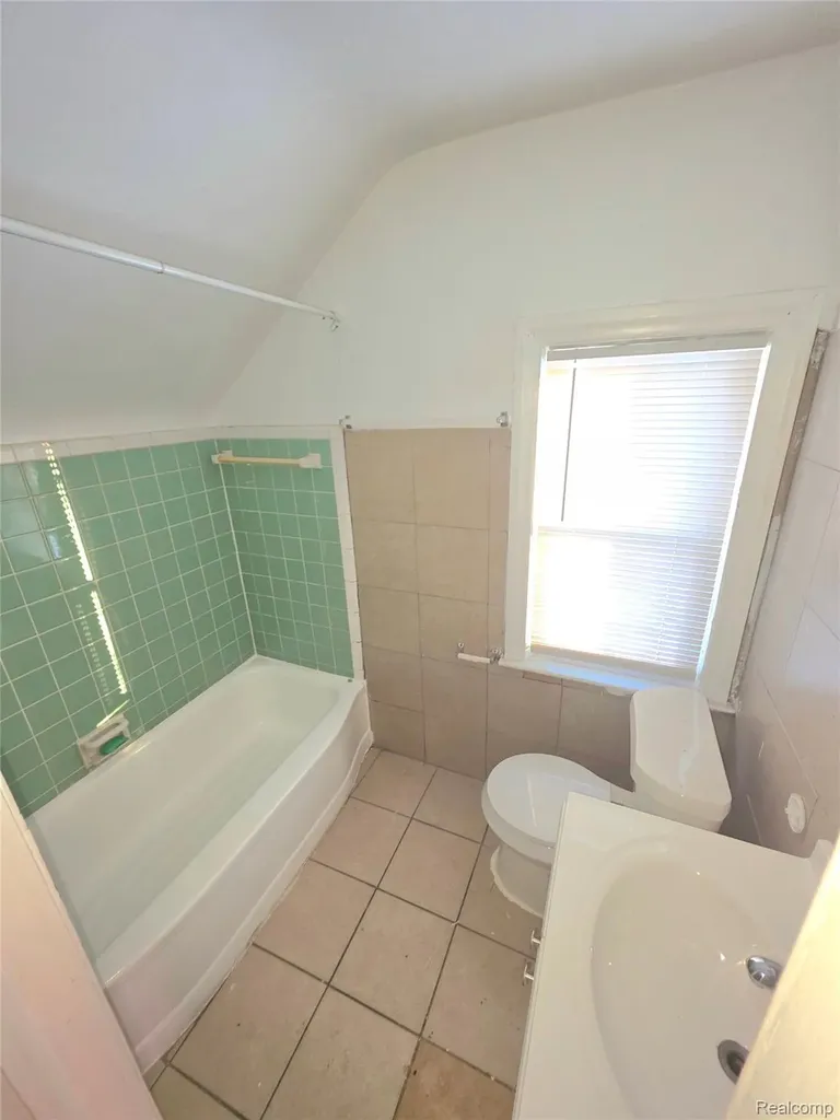 15786 Cruse Street Detroit City MI 48227
