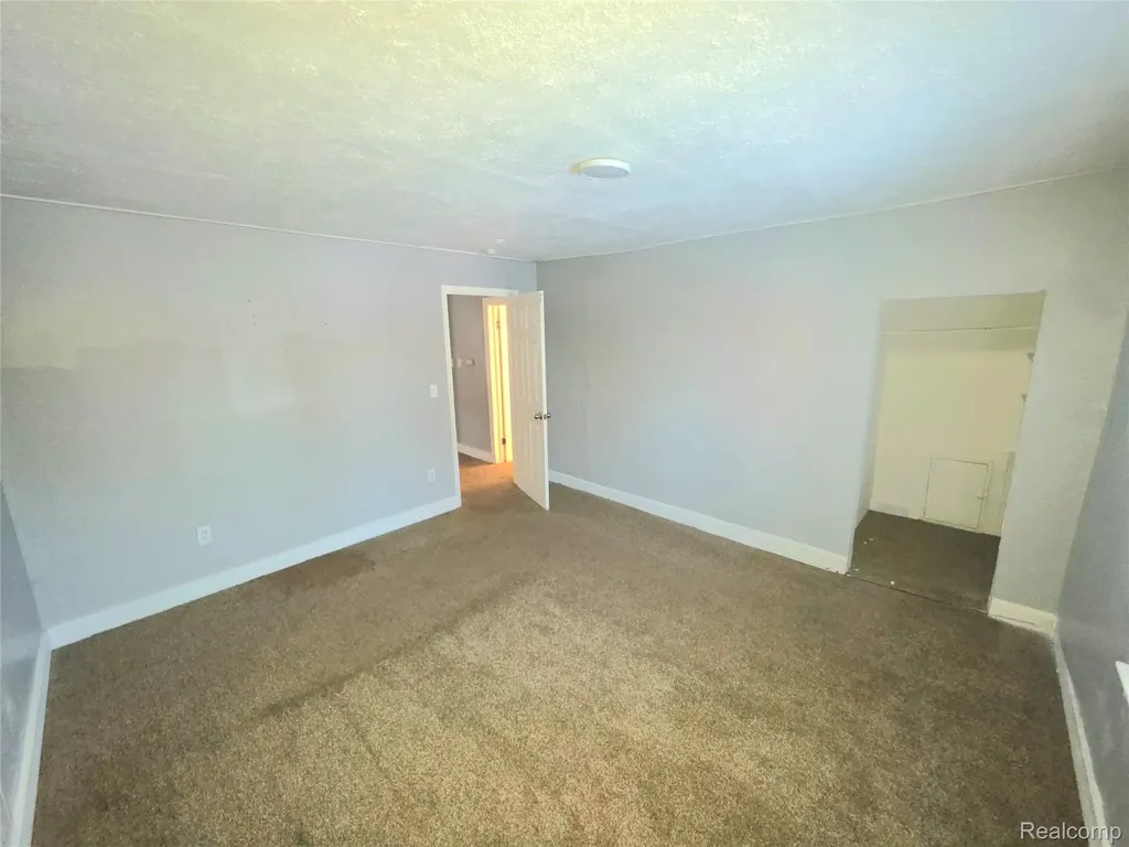 15786 Cruse Street Detroit City MI 48227