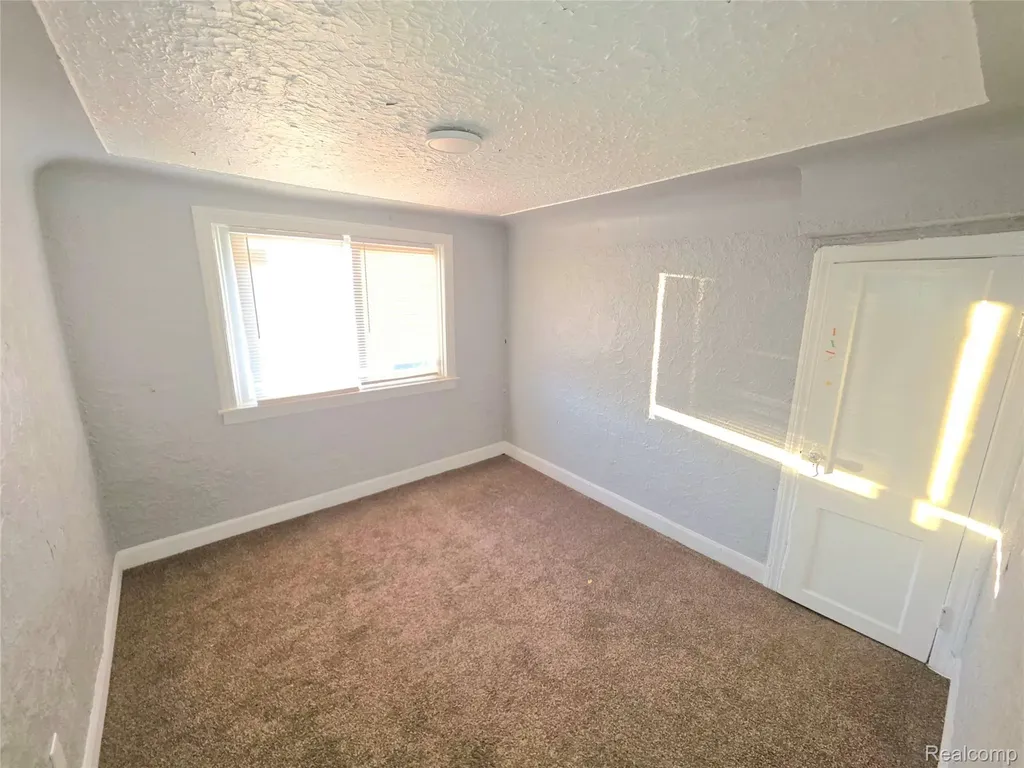 15786 Cruse Street Detroit City MI 48227