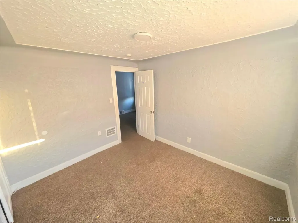 15786 Cruse Street Detroit City MI 48227