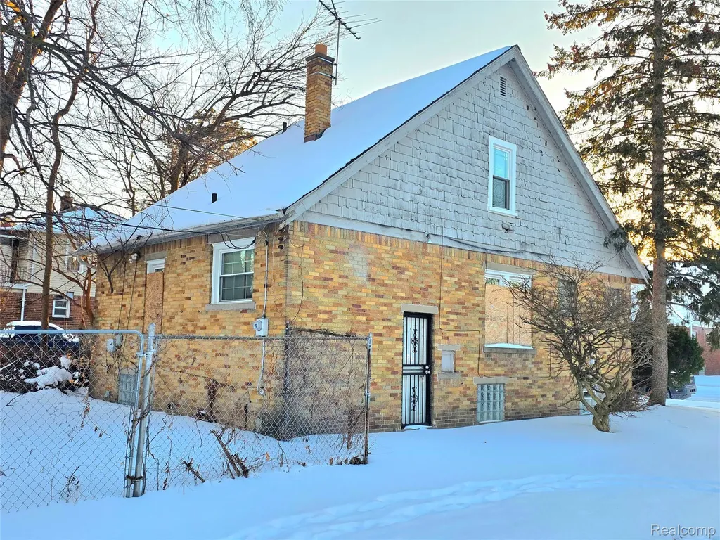 15786 Cruse Street Detroit City MI 48227