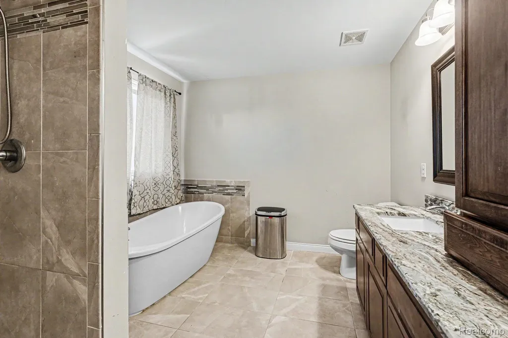 17198 Chianti Court Macomb Township MI 48042