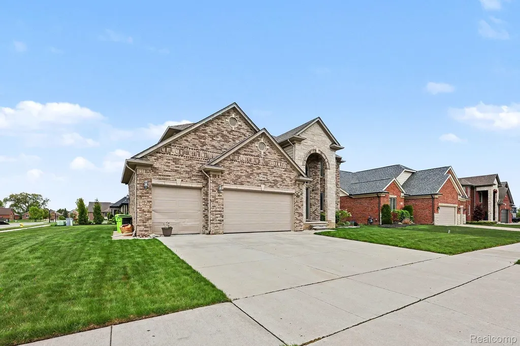 17198 Chianti Court Macomb Township MI 48042