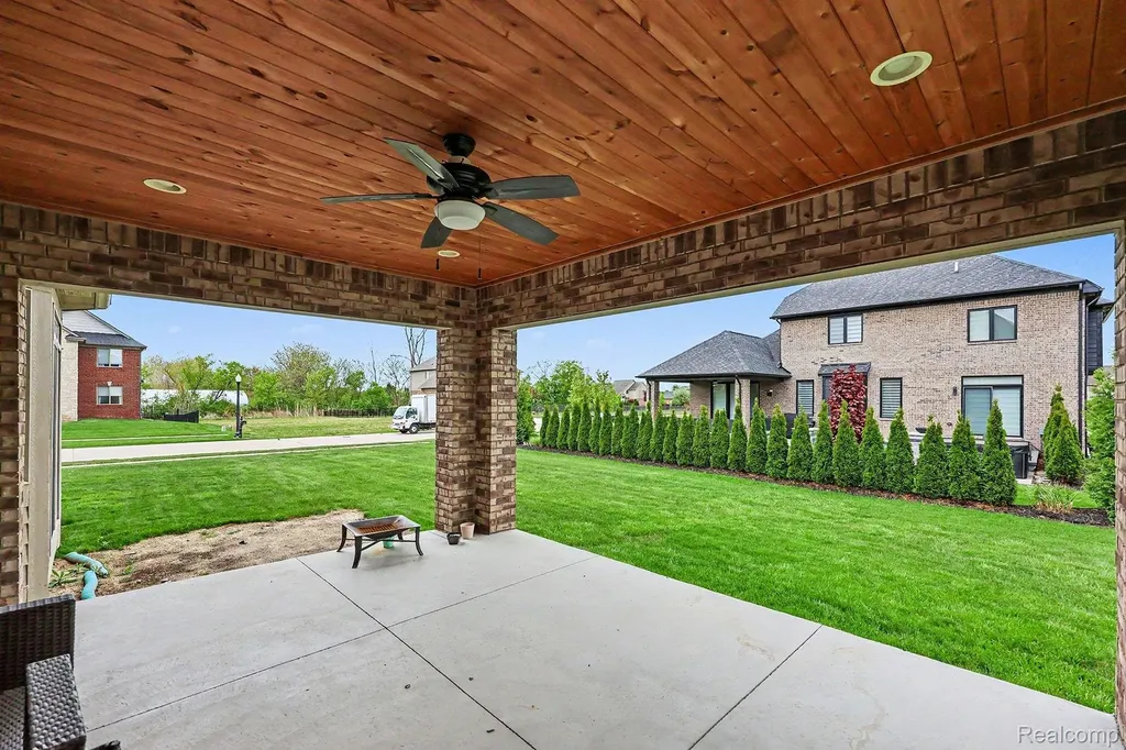 17198 Chianti Court Macomb Township MI 48042