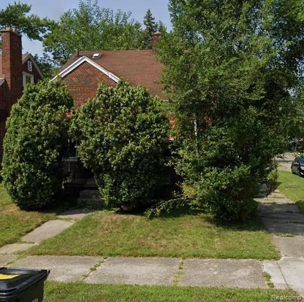 16617 Saint Marys Street Detroit City MI 48235