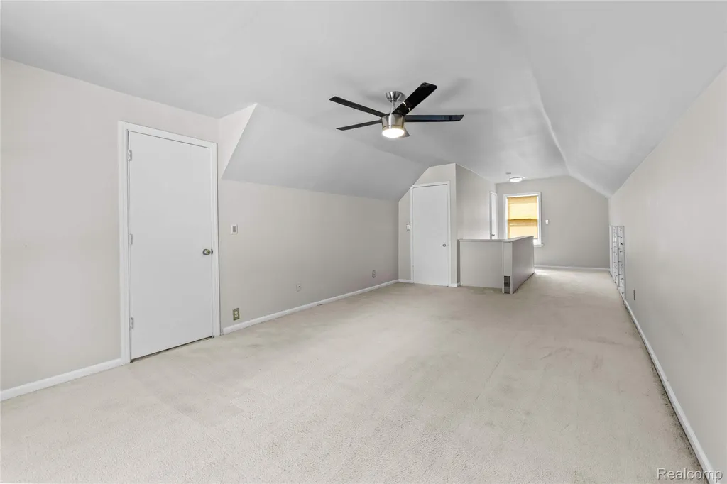 2204 Kalama Avenue Royal Oak City MI 48067