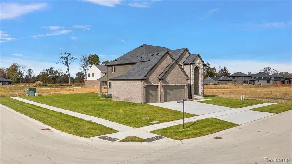 50437 Mistwood Drive Macomb Township MI 48042