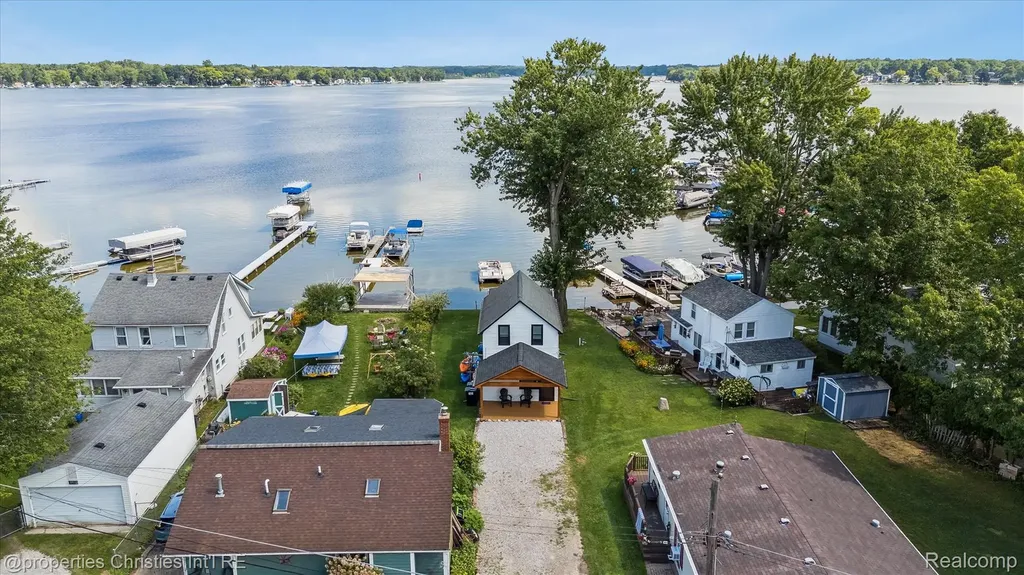 8980 Dexter Pinckney Road Dexter Township MI 48169