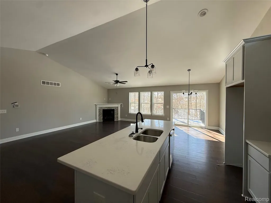 1085 Camellia Circle Marion Township MI 48843