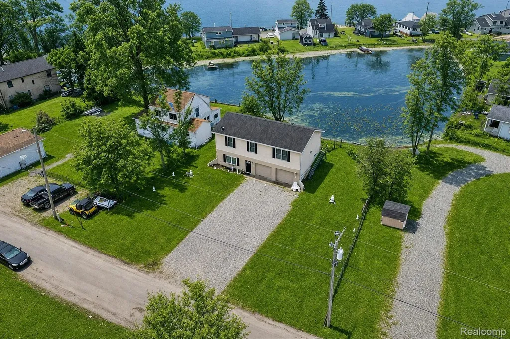 6198 Brancheau Road Berlin Charter Township MI 48166