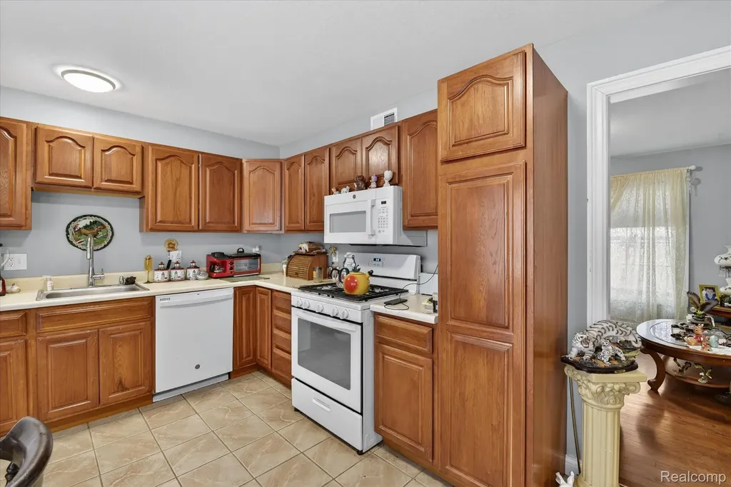 6198 Brancheau Road Berlin Charter Township MI 48166