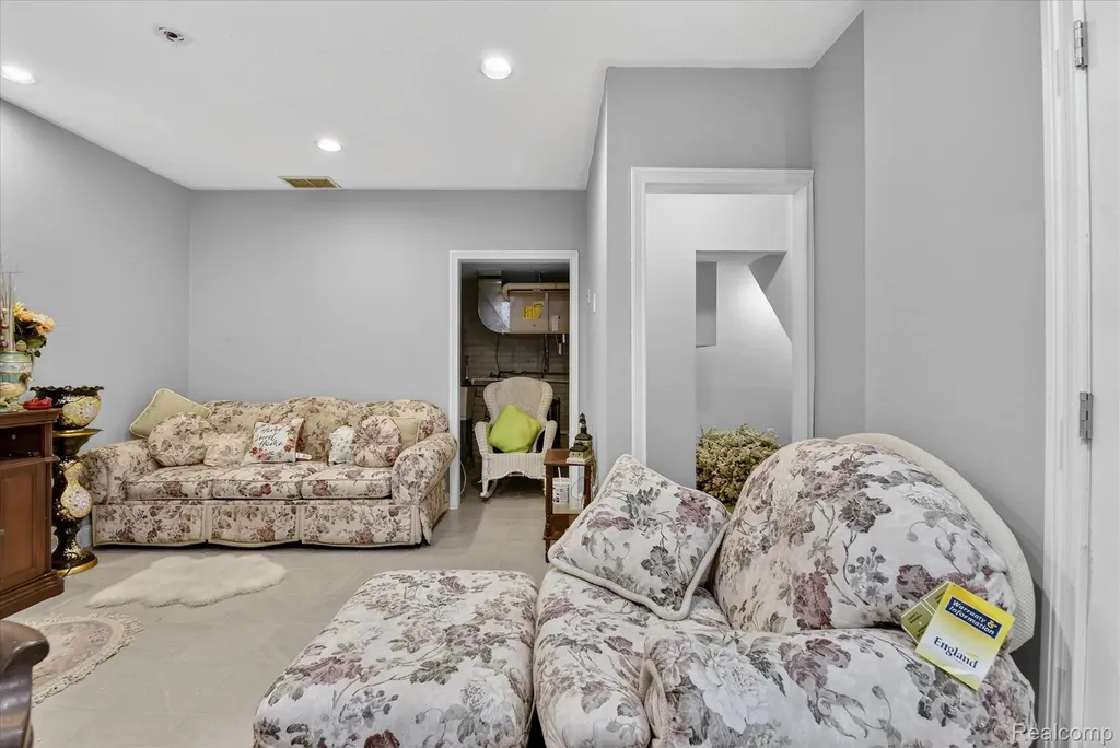 6198 Brancheau Road Berlin Charter Township MI 48166