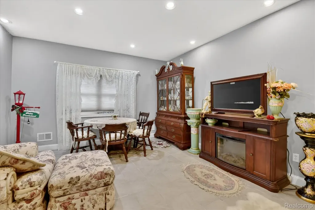 6198 Brancheau Road Berlin Charter Township MI 48166